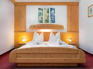 Junior suite, bathtub, 1 bed room