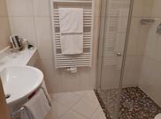 double room with shower, WC