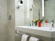 double room with shower, WC