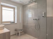 double room with bath tub, WC