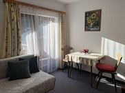 double room with running hot/cold water