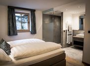 Apartment, shower and bath, toilet, 2 bed rooms