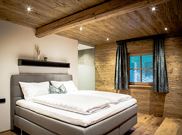 Apartment, shower and bath, toilet, 3 bed rooms