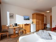 Komfortzimmer mit Dusche, WC, Flat-TV und Balkon