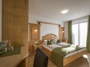 Apartment, bath, toilet, lake view