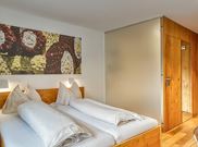 Doppelzimmer Dorfseite