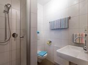 apartment/2 bedrooms/shower,bath tub,WC