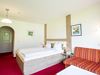 Triple room, shower, toilet