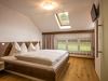 Double room, shower, toilet