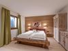 Doppelzimmer mit Balkon & Ausblick