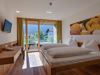Double room, shower, toilet, balcony