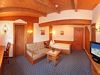 Single room, shower, toilet