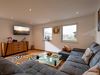 Apartment, shower, toilet, 4 or more bed rooms
